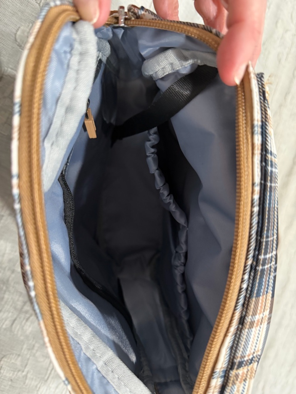 New IHKWIP The Everyday Explorer Crossbody Bag - Picture 6 of 9
